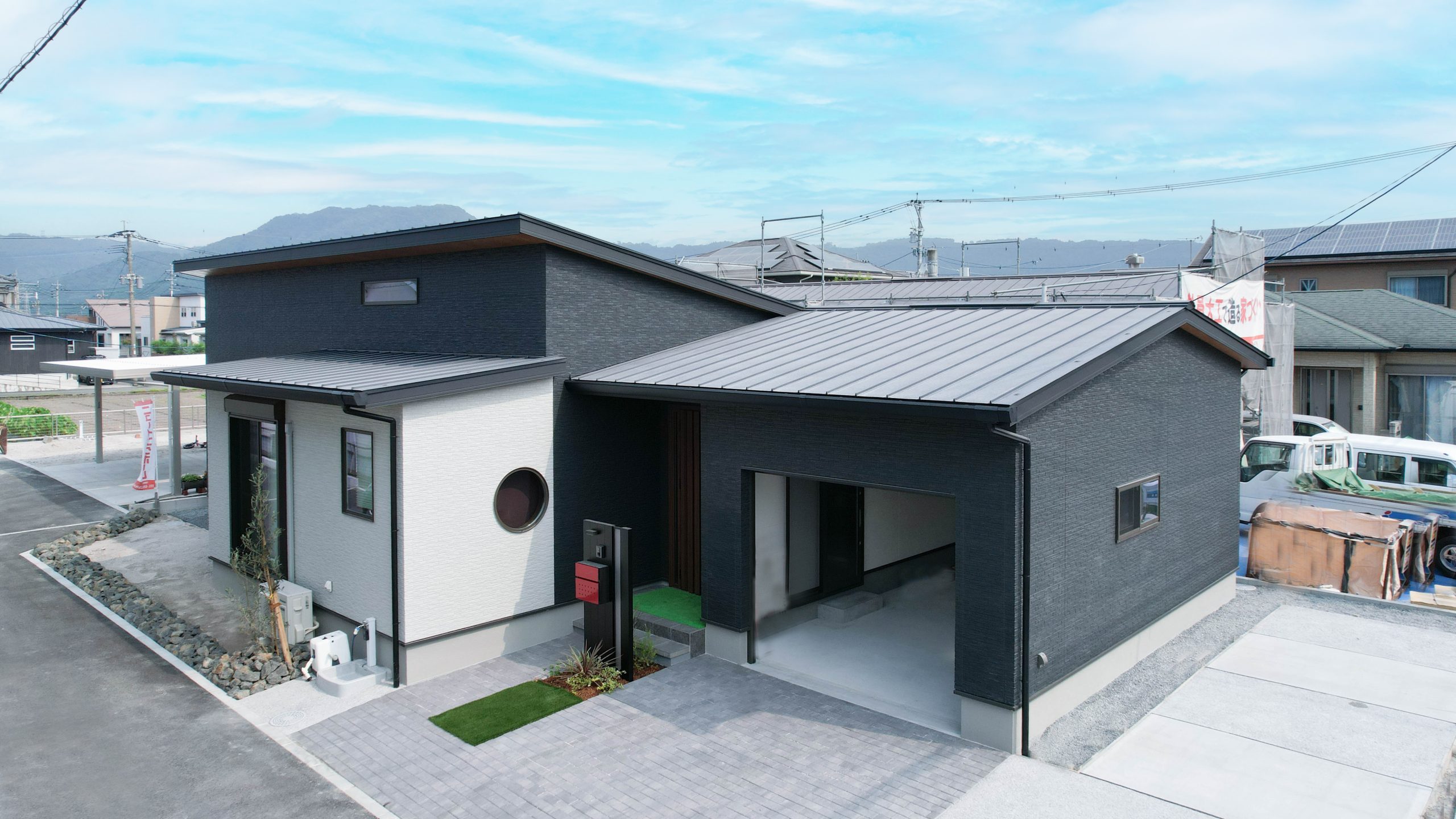隼人町見次モデル「インナーガレージ付」平屋建て